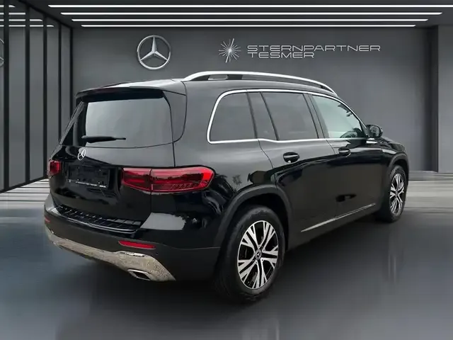 Mercedes-Benz GLB 200