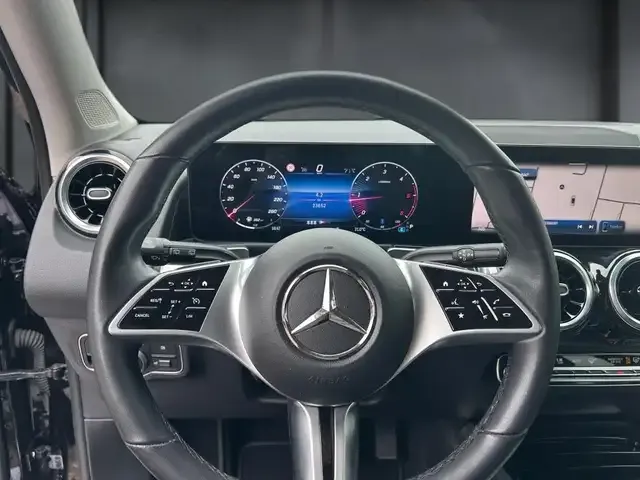 Mercedes-Benz GLB 200