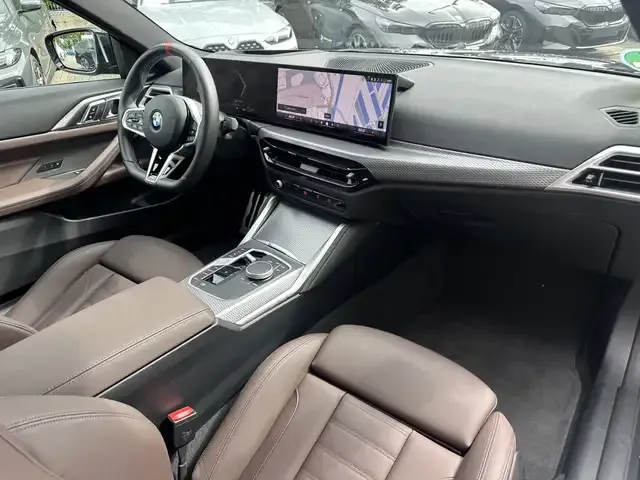 BMW 440