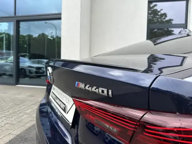 BMW 440