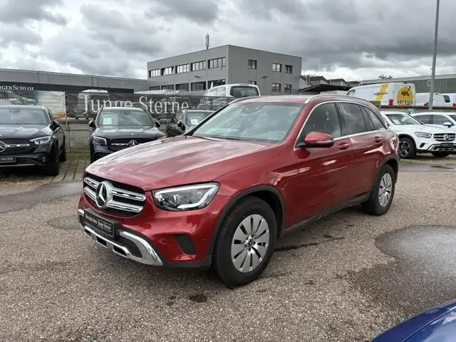 Mercedes-Benz GLC 220