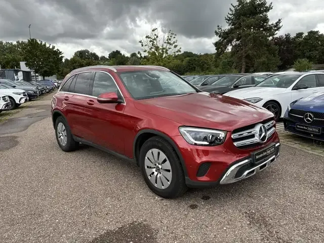 Mercedes-Benz GLC 220