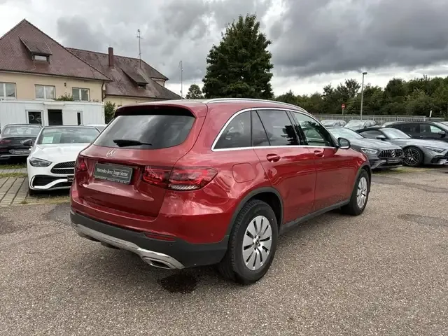 Mercedes-Benz GLC 220