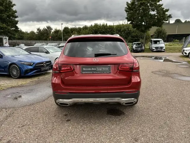 Mercedes-Benz GLC 220