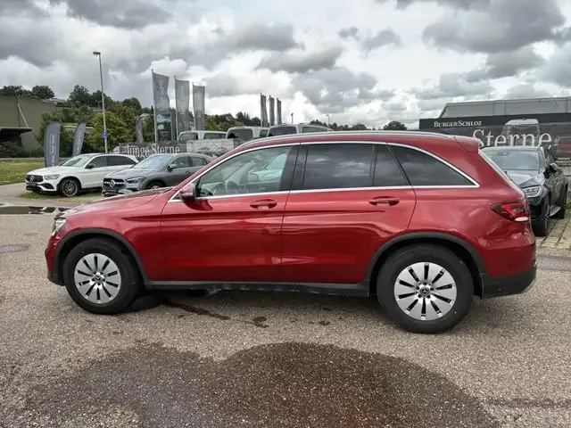 Mercedes-Benz GLC 220