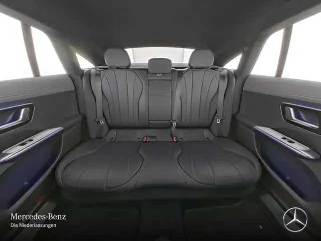 Mercedes-Benz EQE 300