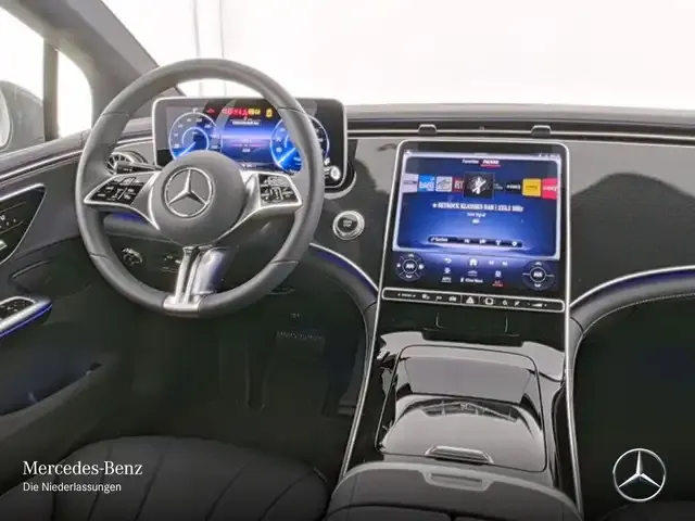 Mercedes-Benz EQE 300