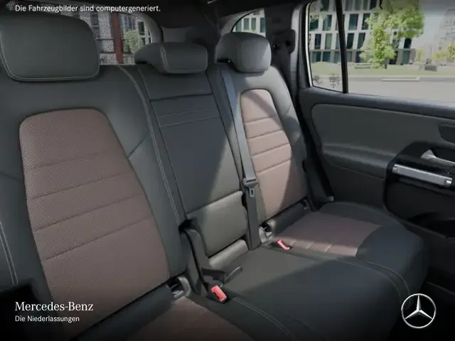 Mercedes-Benz EQB 300