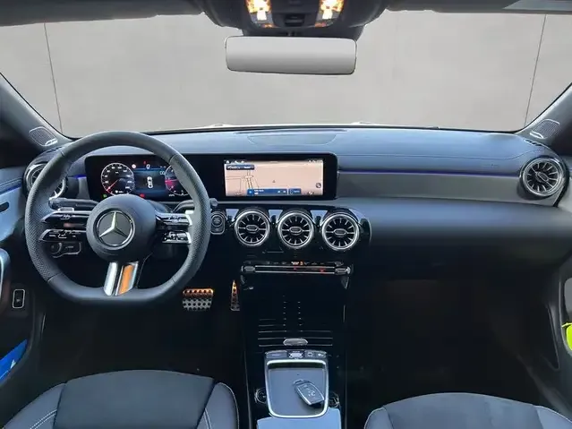 Mercedes-Benz CLA 180
