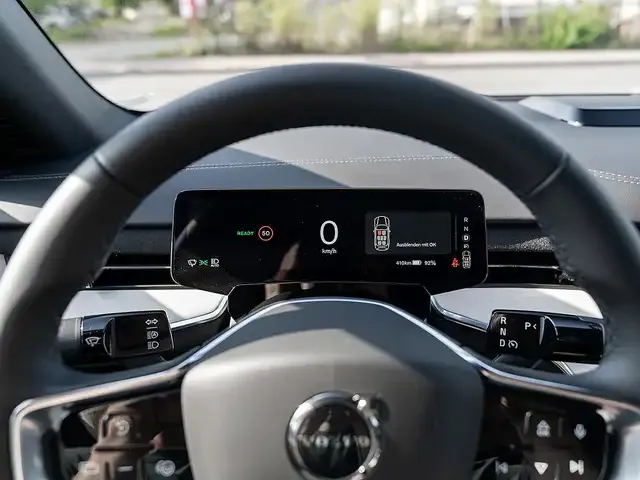 Volvo EX90