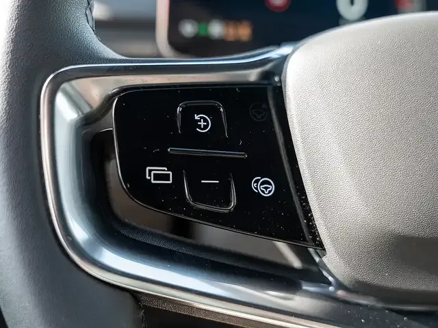 Volvo EX90