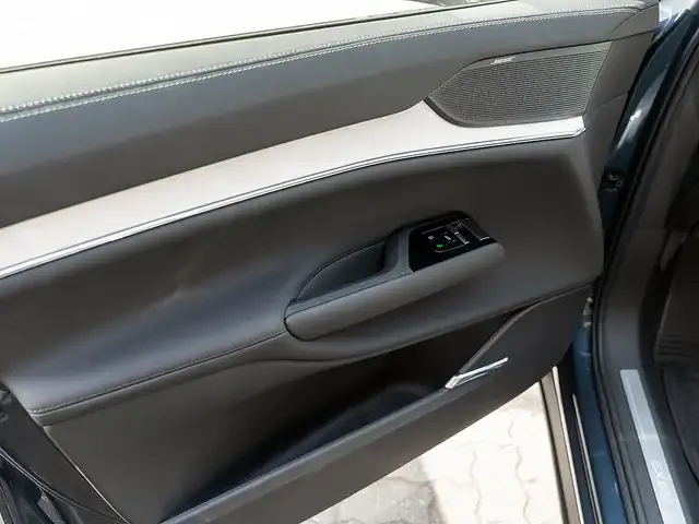 Volvo EX90