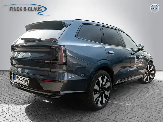 Volvo EX90