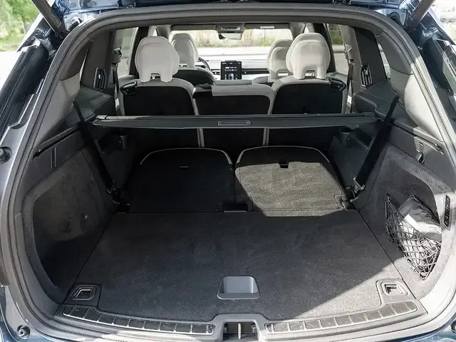Volvo EX90