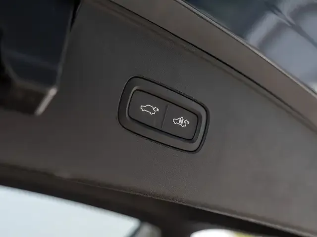 Volvo EX90