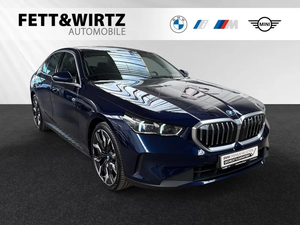 BMW i5
