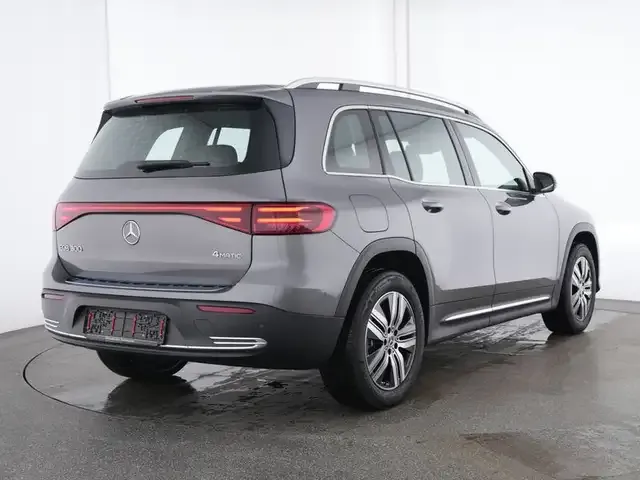 Mercedes-Benz EQB 300