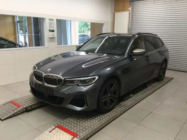 BMW 340