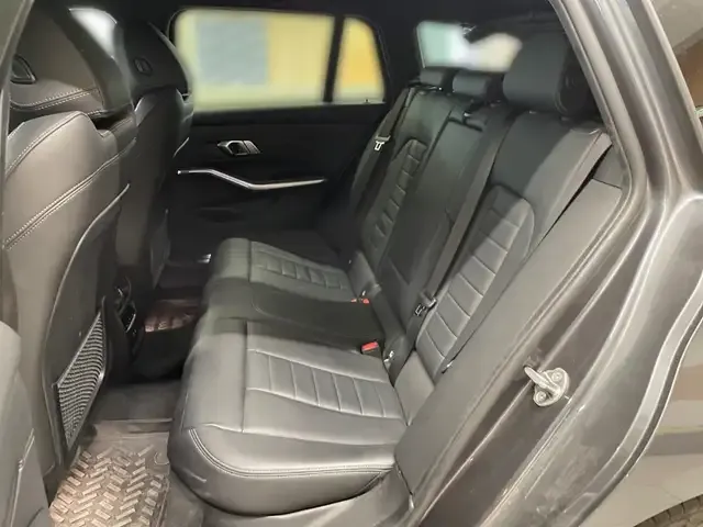 BMW 340