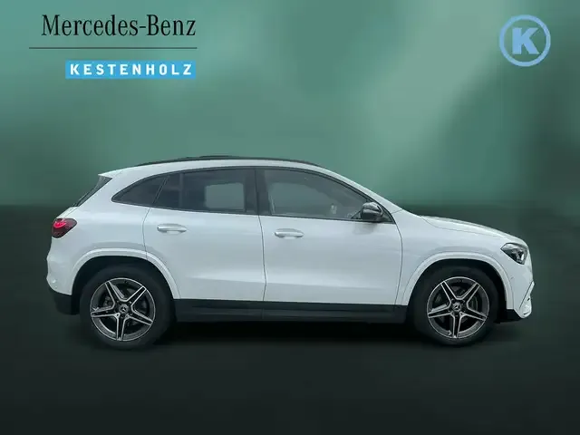 Mercedes-Benz GLA 220