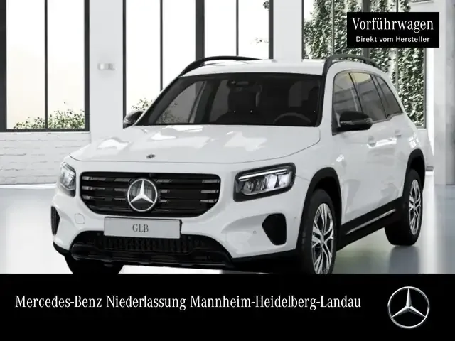 Mercedes-Benz GLB 200