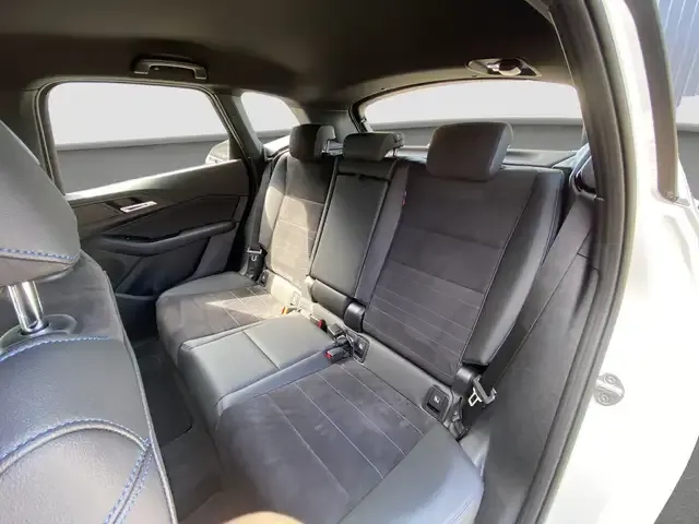 BMW 230