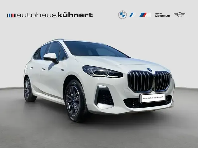 BMW 230