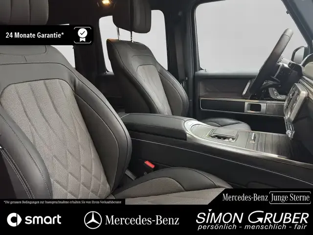 Mercedes-Benz G 500