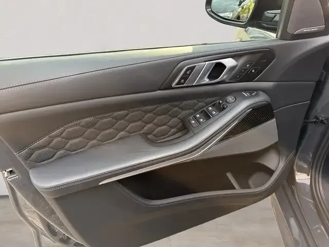BMW X5 M