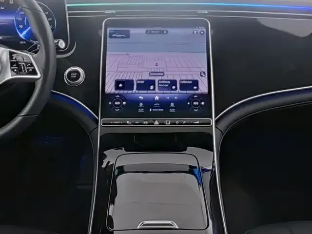 Mercedes-Benz EQE 350