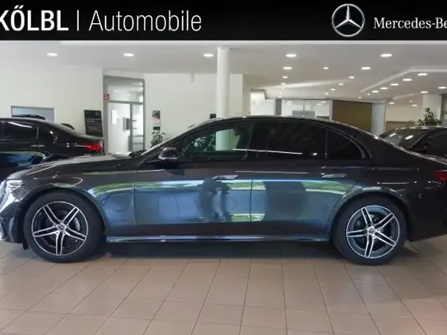 Mercedes-Benz E 220