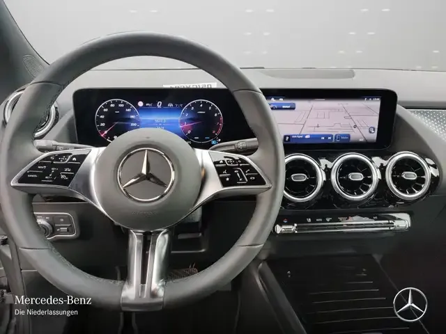 Mercedes-Benz GLA 180