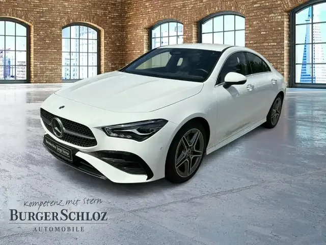 Mercedes-Benz CLA 200