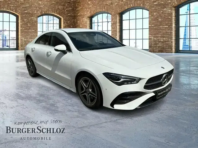 Mercedes-Benz CLA 200