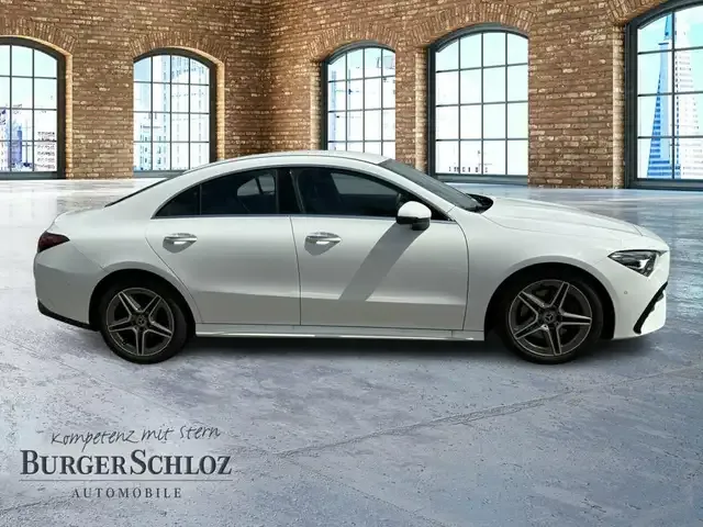 Mercedes-Benz CLA 200