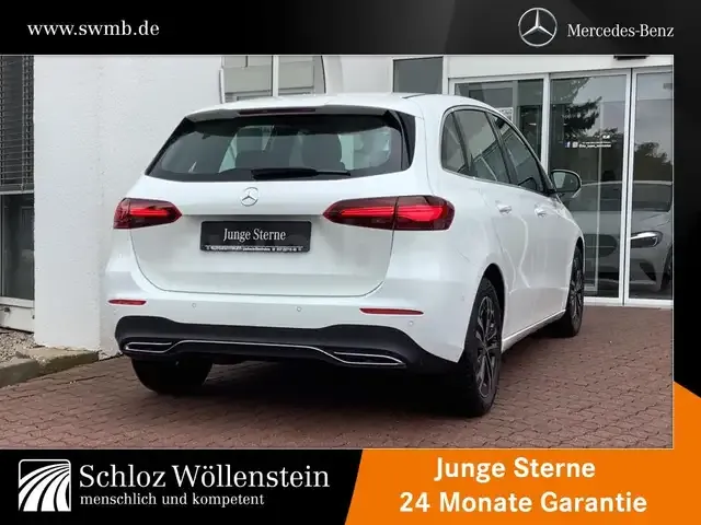 Mercedes-Benz B 200
