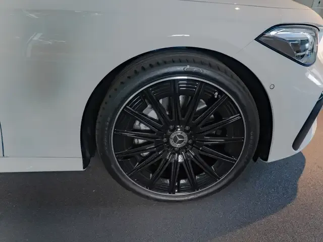 Mercedes-Benz CLE 220