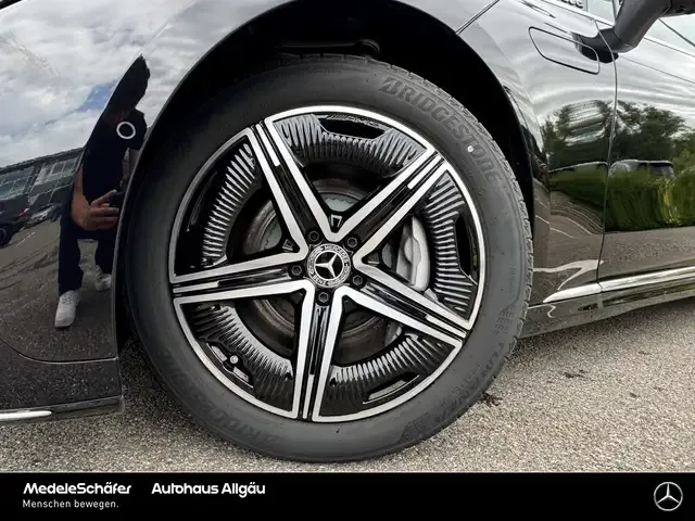 Mercedes-Benz EQE 500