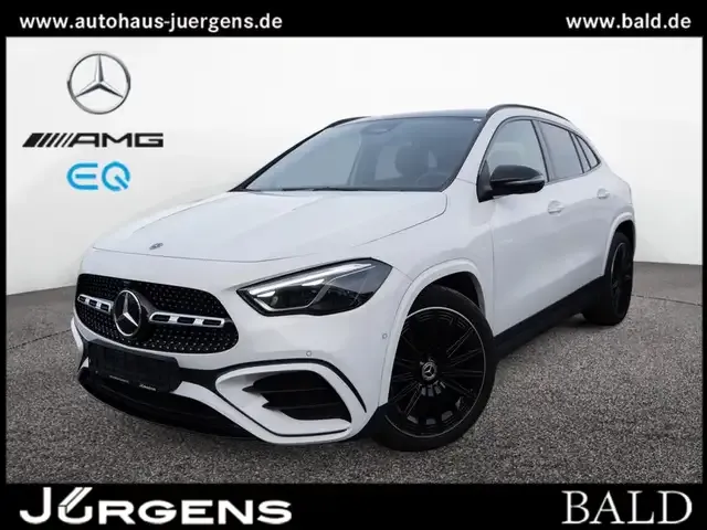 Mercedes-Benz GLA 220