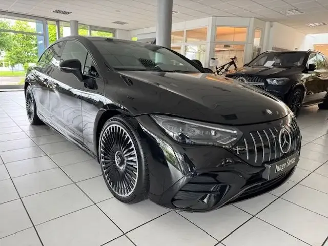 Mercedes-Benz EQE 43