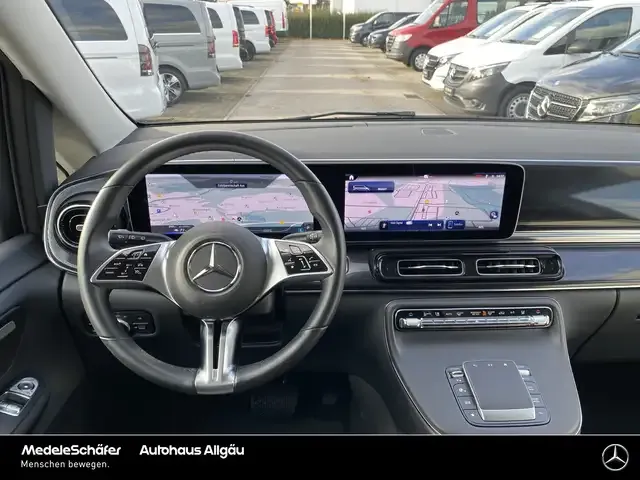 Mercedes-Benz EQV 300