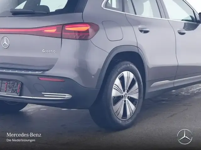 Mercedes-Benz EQA 300
