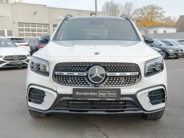 Mercedes-Benz GLB 250