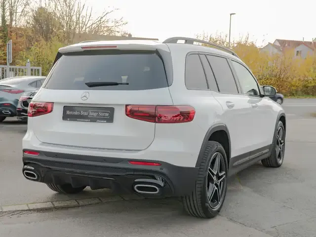 Mercedes-Benz GLB 250