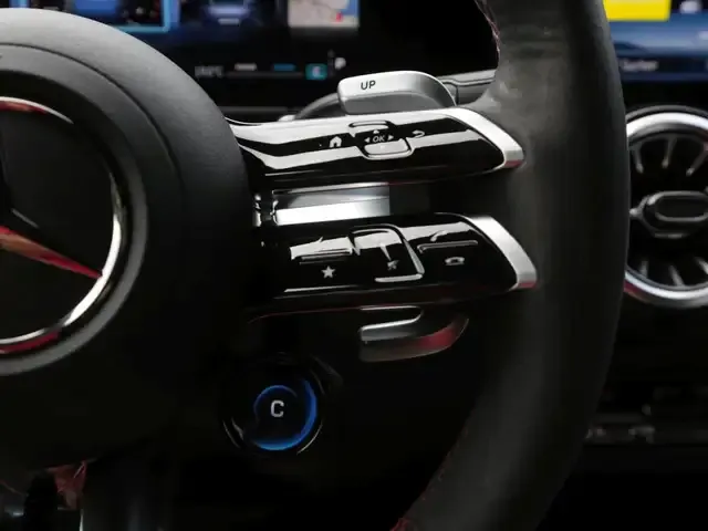 Mercedes-Benz GLB 35 AMG