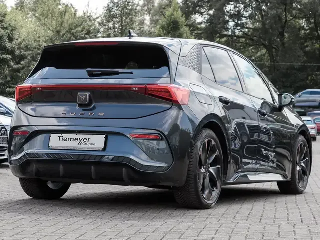 CUPRA Born