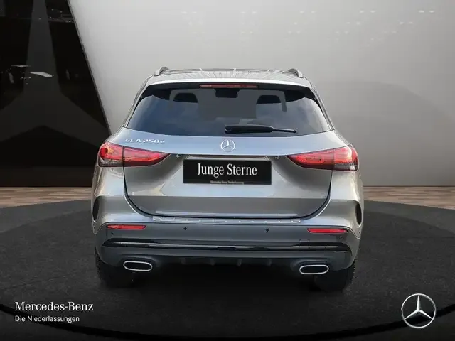 Mercedes-Benz GLA 250