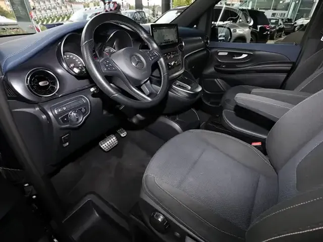 Mercedes-Benz EQV 300
