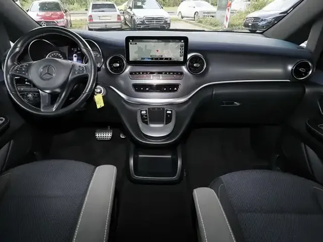 Mercedes-Benz EQV 300
