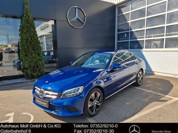 Mercedes-Benz C 220